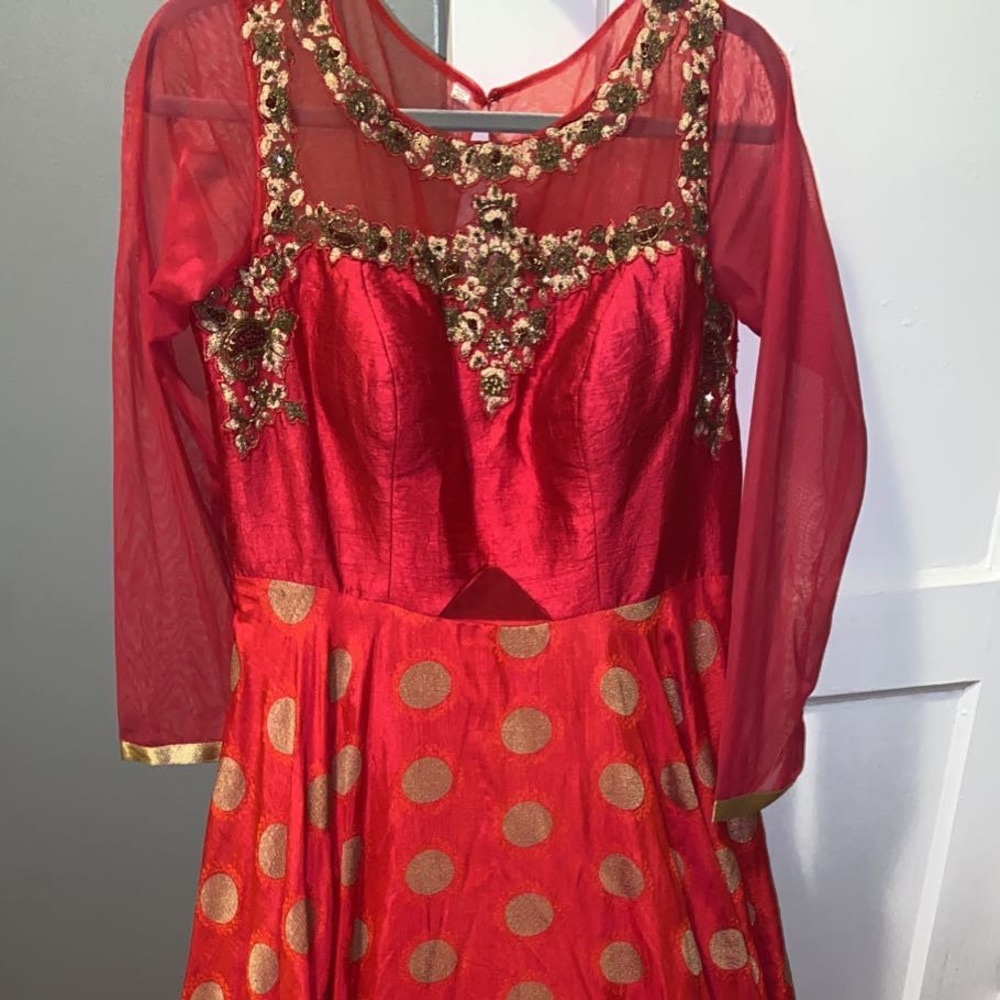 Beautiful Indian Pakistani Long Anarkali Gown Size 38-40 Puja Khanna